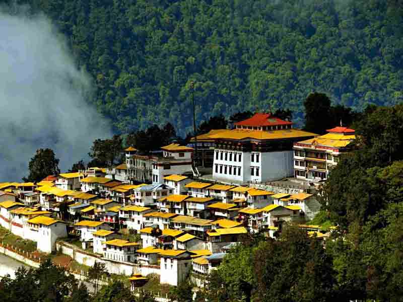 Serene Serenity: A Tawang Monastery Retreat